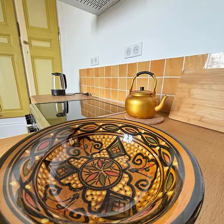 5 Fleurs Pour Anne Apartment Laon