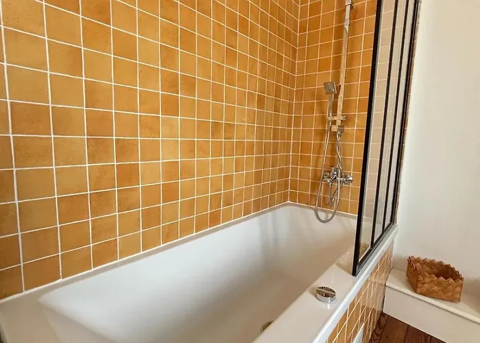 5 Fleurs Pour Anne *